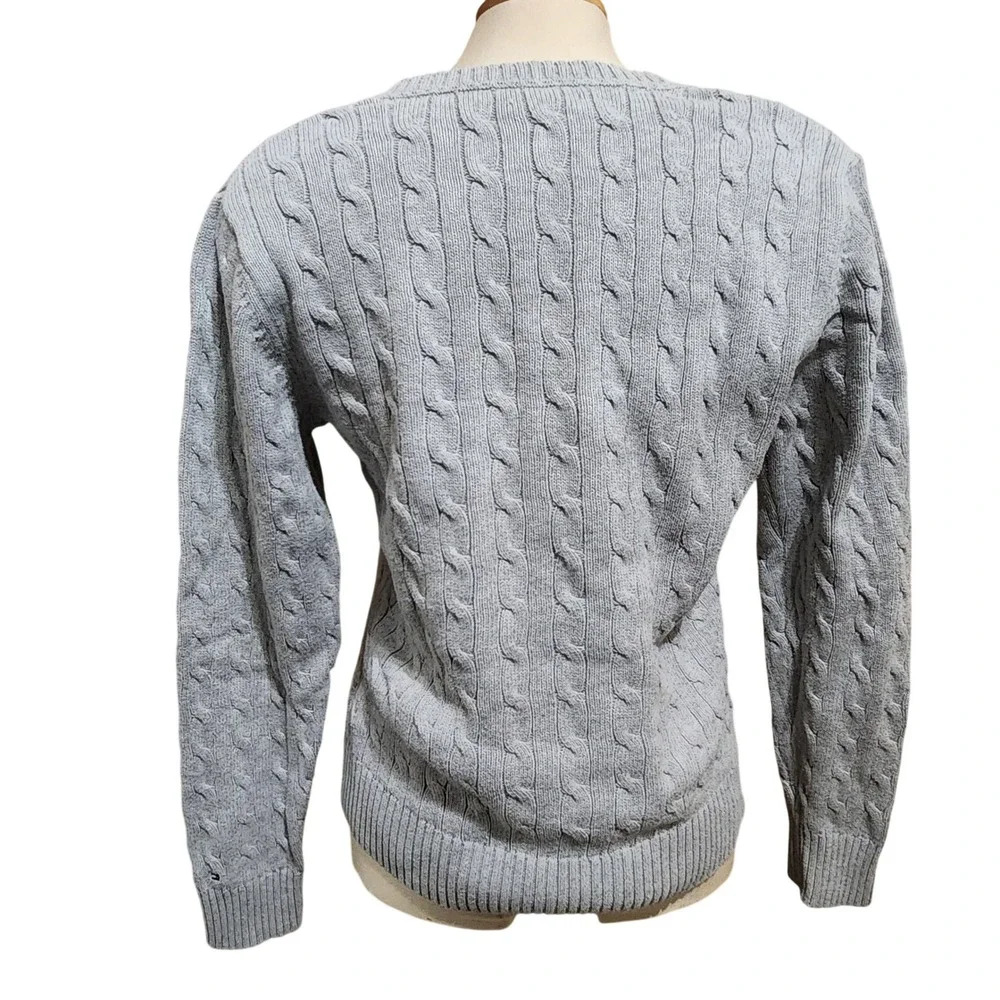 Tommy Hilfiger Womens Gray Cable V-Neck Sweater preppy classic. Fits L tag XL - Picture 2 of 5